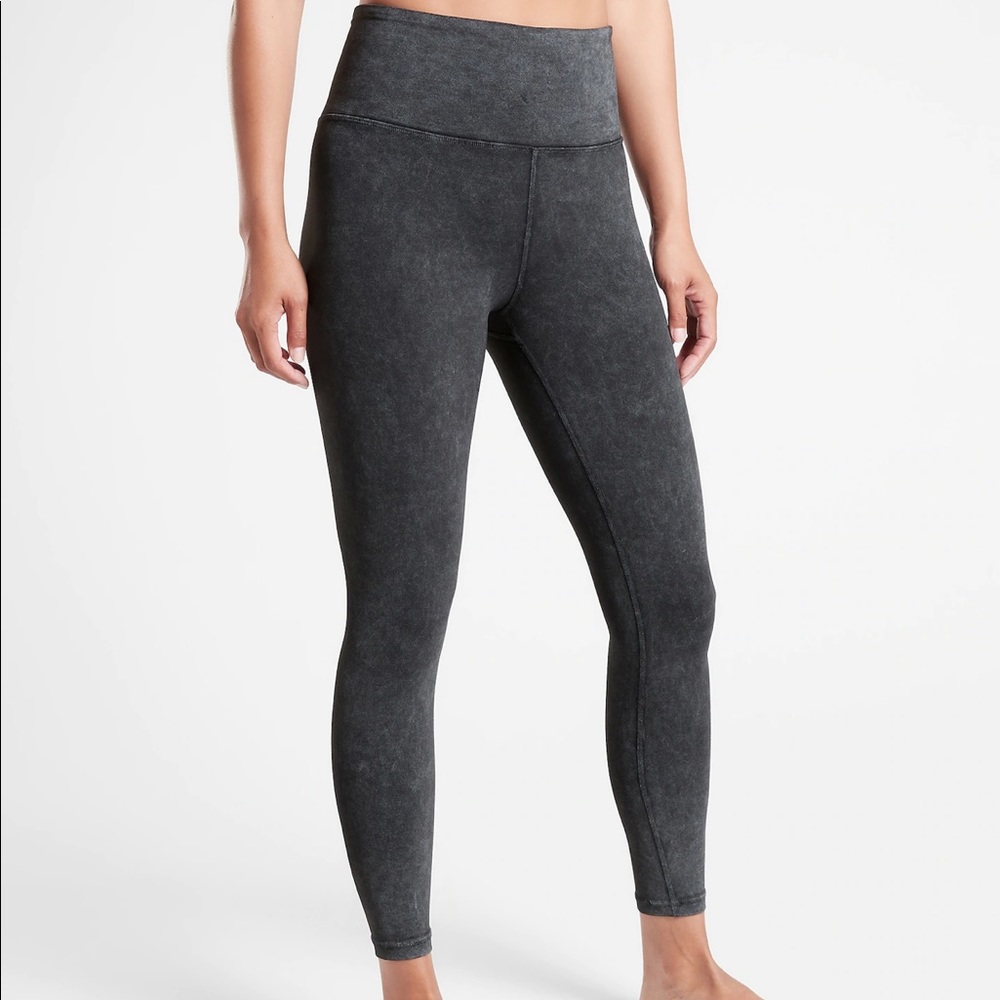 Athleta Elation Garmet Dye SLATE/black 7/8 Tight - worn once!